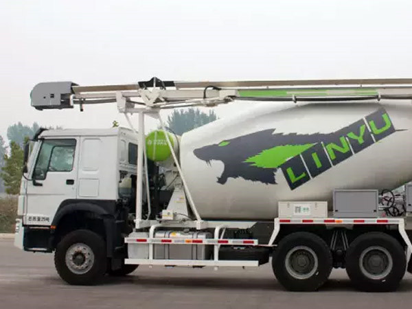 罐式專用車(chē) 罐式專用車(chē)