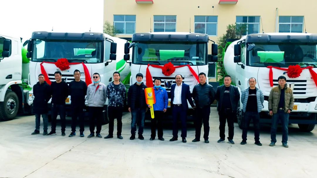 亮相古都！ 新老客戶(hù)共提車(chē) 這個(gè)組合當(dāng)真要火~